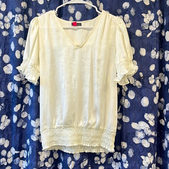 Ivory Top - Picture 1 of 4